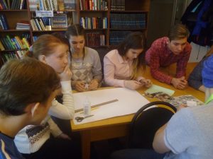 наши студенты вместе со школьниками приняли самое активное участие в библиокекшинге - познавательной игре «Библиотека - наш город»